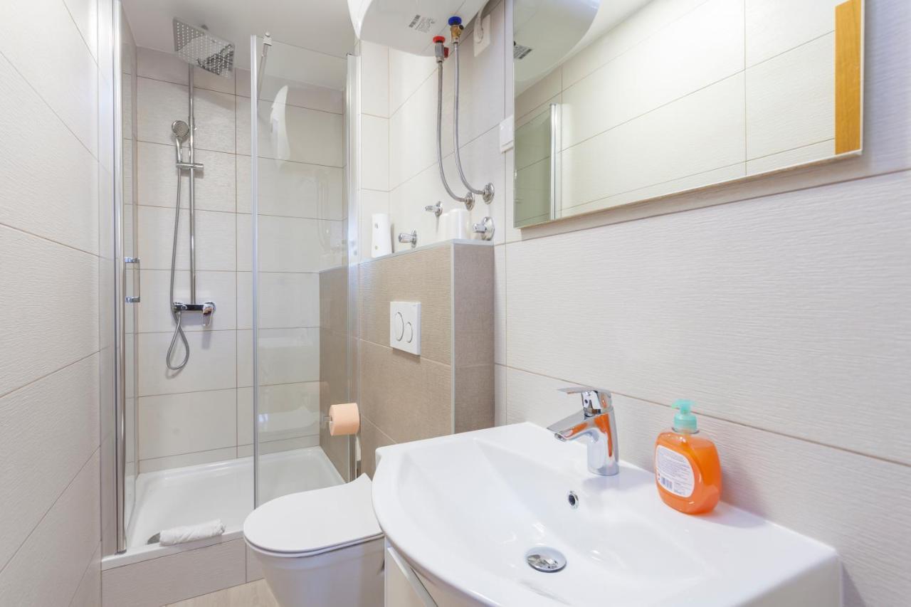 Apartments & Rooms Alagic Makarska Exterior photo